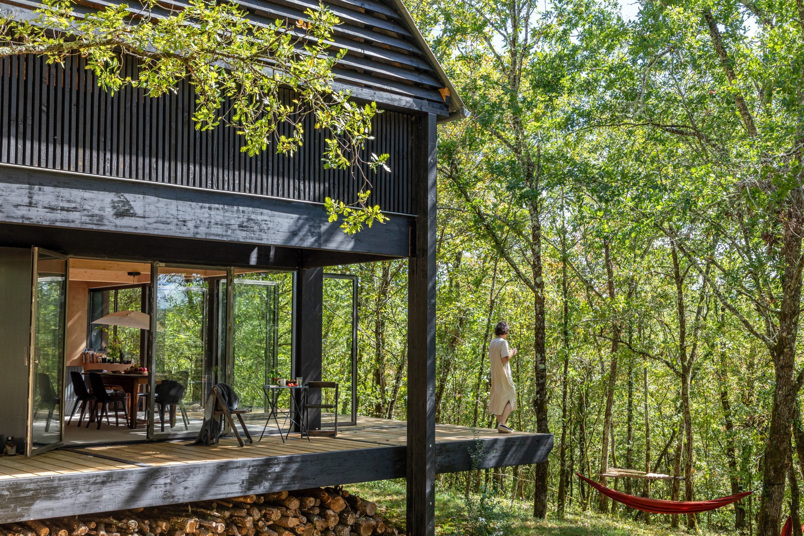 La Petite Maison Noire | Dordogne, France | Design in the forest